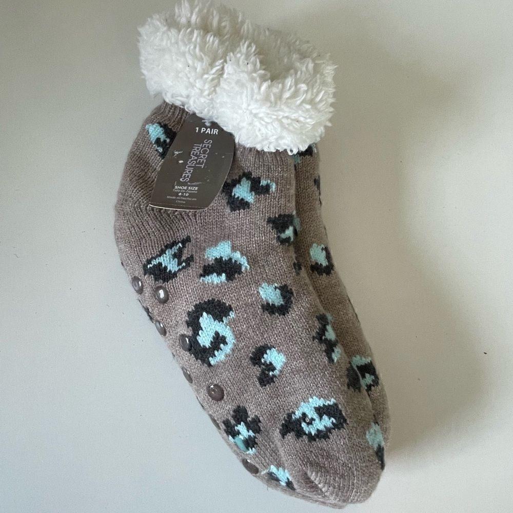 NWT Secret Treasures Socks Size 4-10